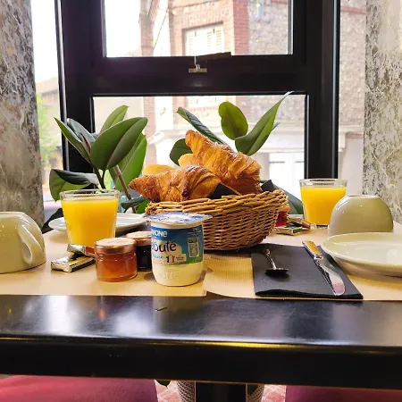 D'hotes La Petite Salamandre Bed & Breakfast *