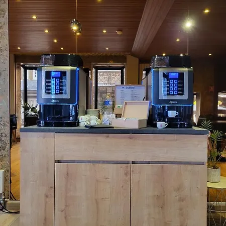 Couette-café D'hôtes La Petite Salamandre