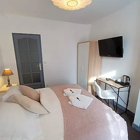 Bed & Breakfast D'hotes La Petite Salamandre